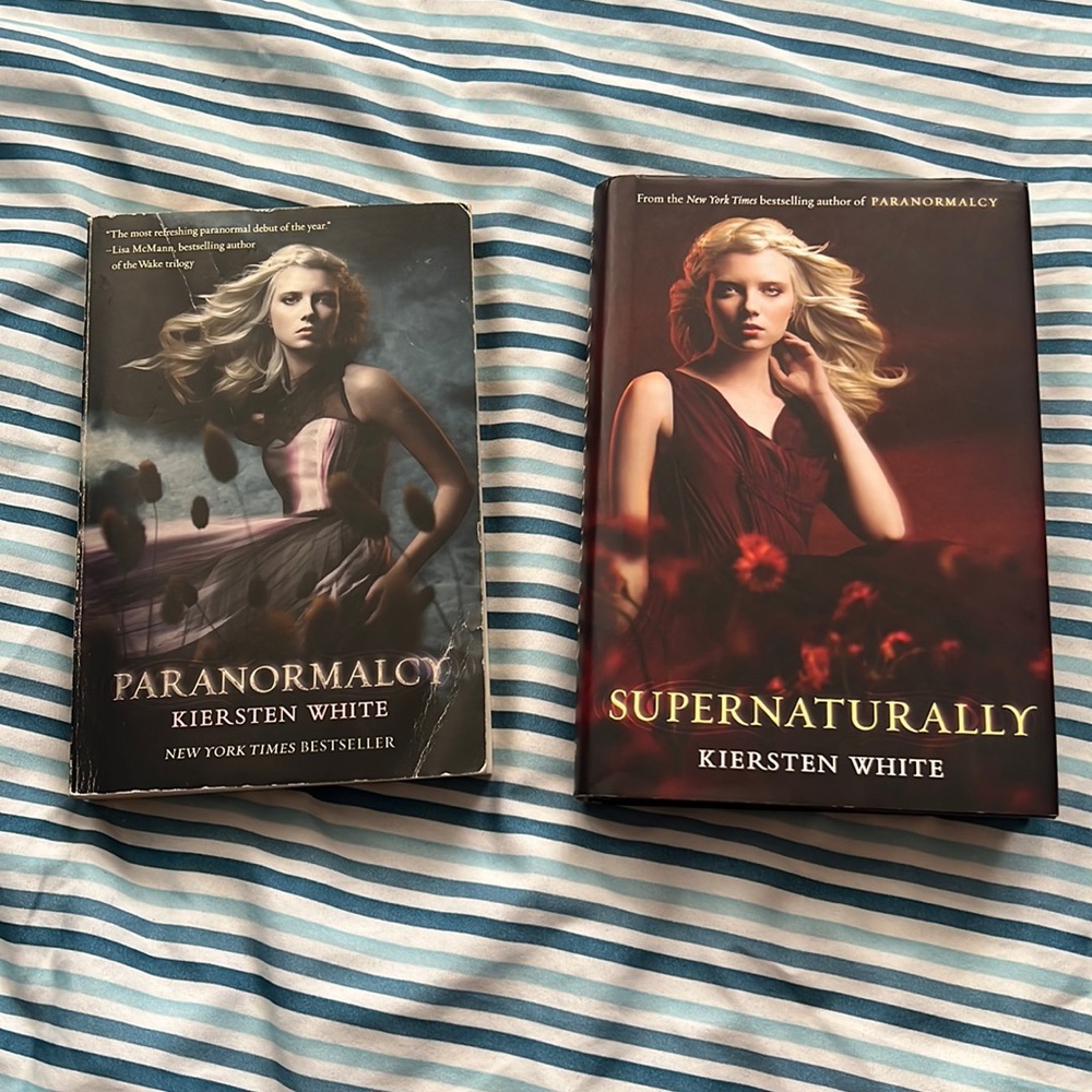 Paranormalcy Series Book 1 & 2